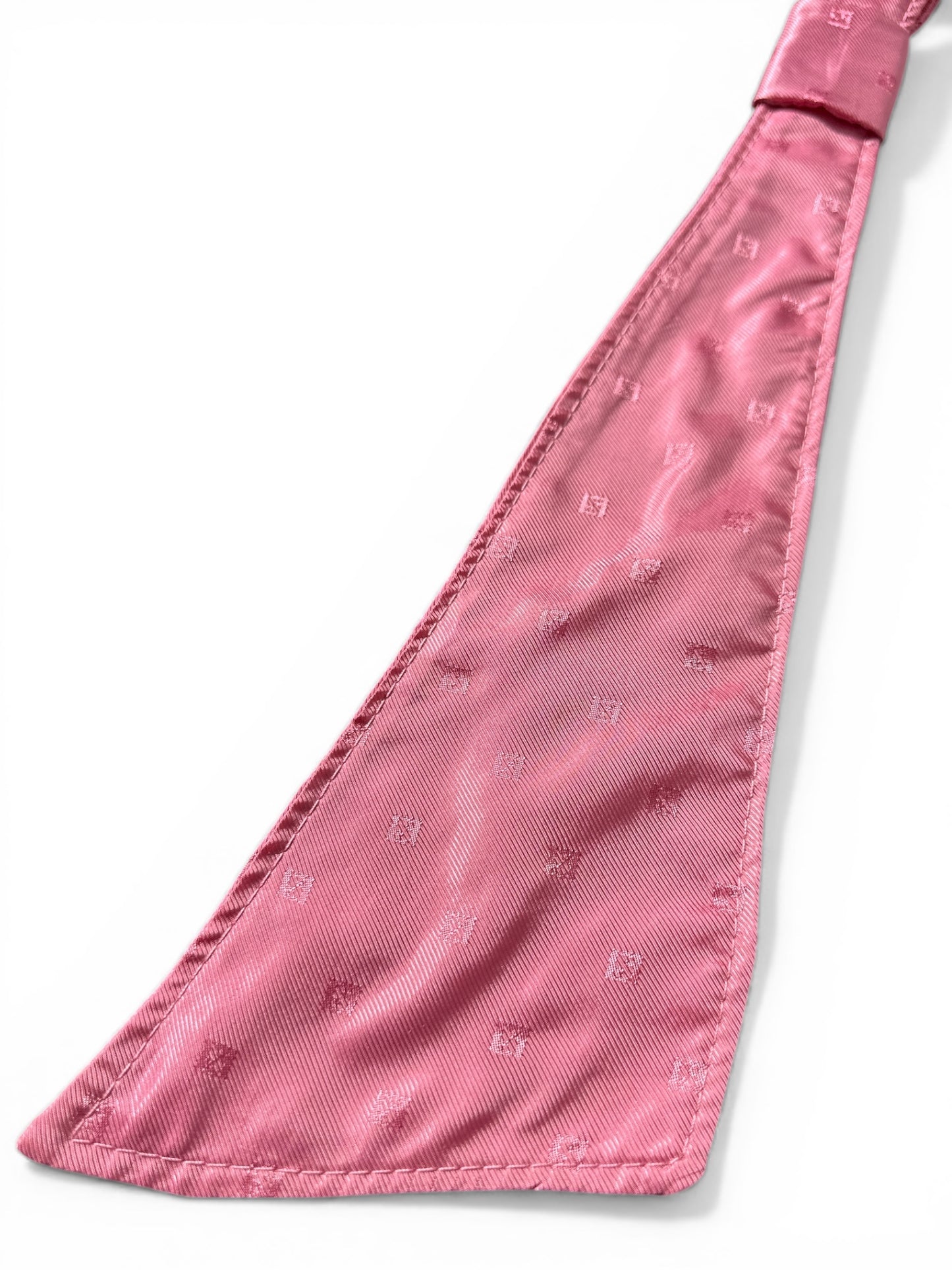 Collavatta rosa